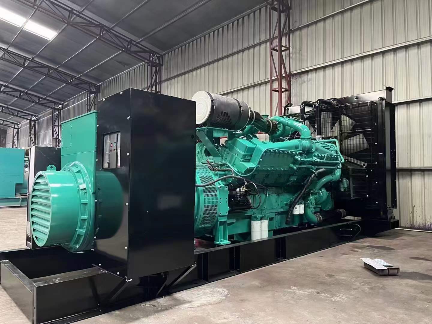 即墨如何降低 800kW 柴油发电机输出电流的波动？